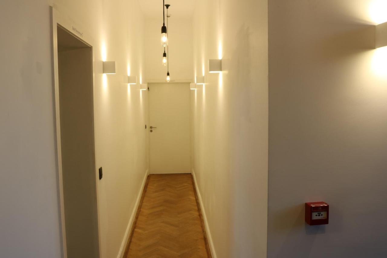 Bed and Breakfast Peter House Нивель Экстерьер фото