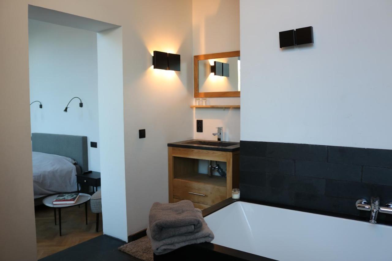 Bed and Breakfast Peter House Нивель Экстерьер фото