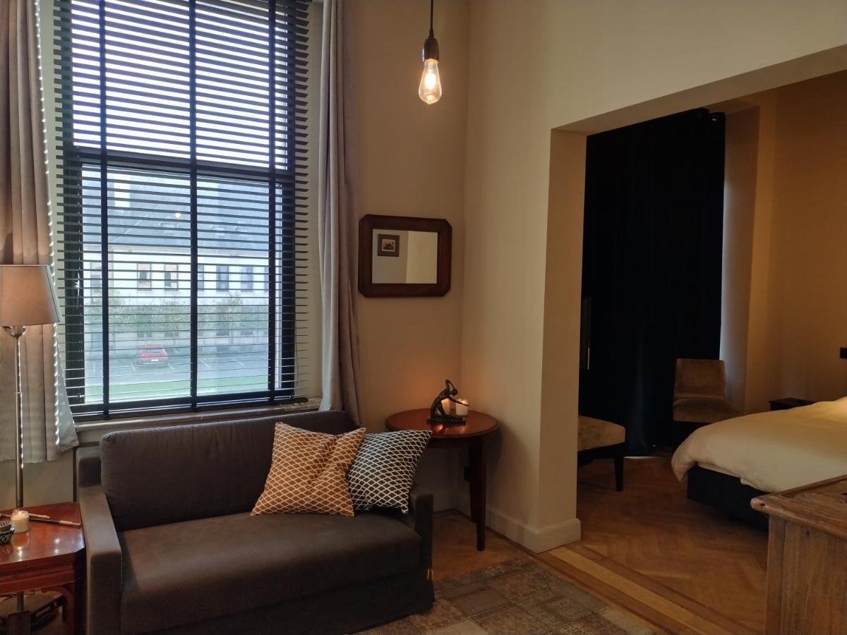 Bed and Breakfast Peter House Нивель Экстерьер фото